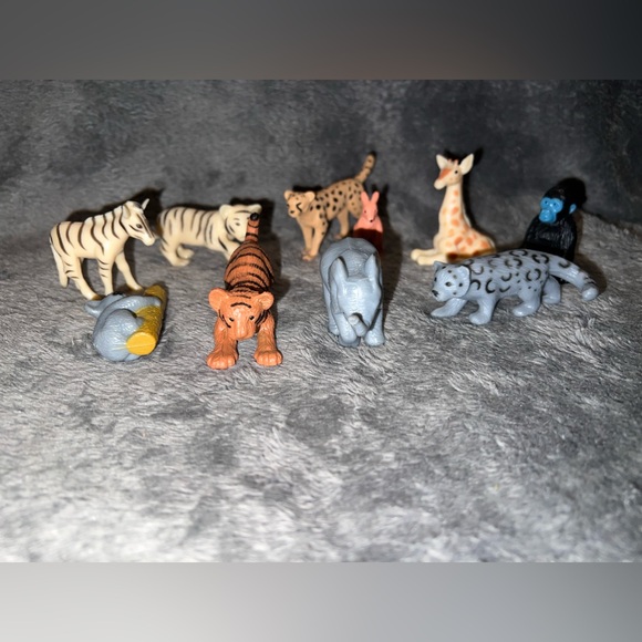 Vintage K&M International AZA Zoo Miniature Toy Plastic Animal Figures Koala - Picture 1 of 16